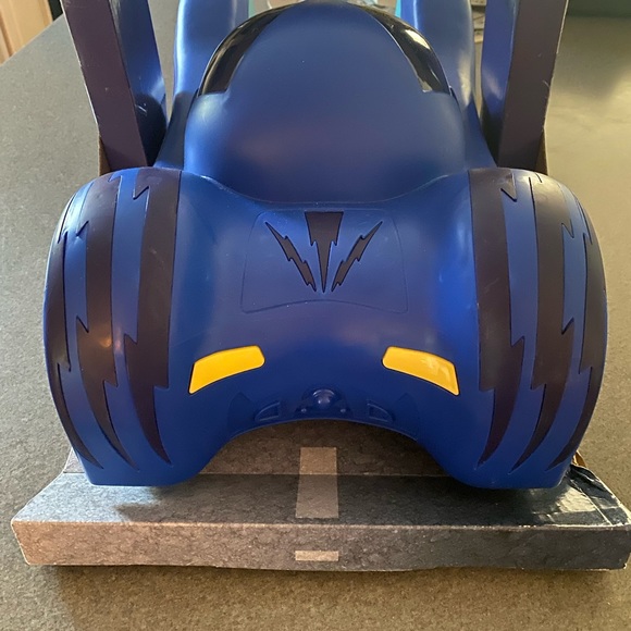 PJ Masks Mega Cat Car - Picture 3 of 6